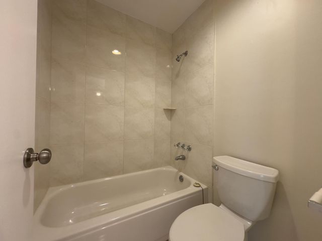 2800 Fiore Way 201, Delray Beach, FL 33445