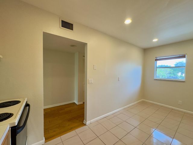 2800 Fiore Way 201, Delray Beach, FL 33445