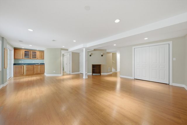 11934 Sterling Drive, Orland Park, IL 60467