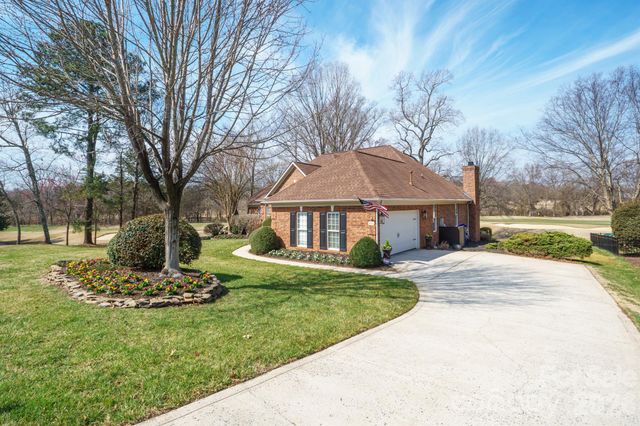 9301 Devonshire Drive, Huntersville, NC 28078