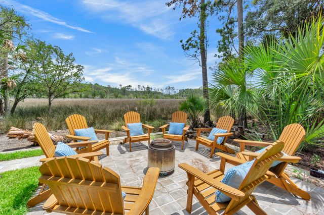 2301 N Creek Drive, Mount Pleasant, SC 29466