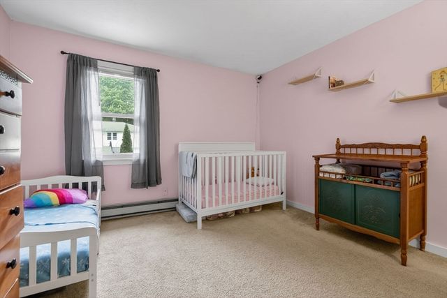48 Westview Rd, Worcester, MA 01602