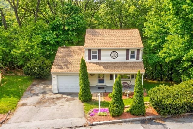 48 Westview Rd, Worcester, MA 01602