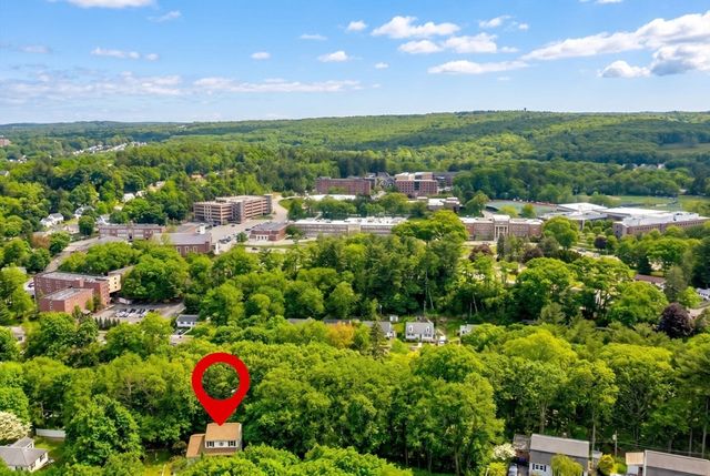 48 Westview Rd, Worcester, MA 01602