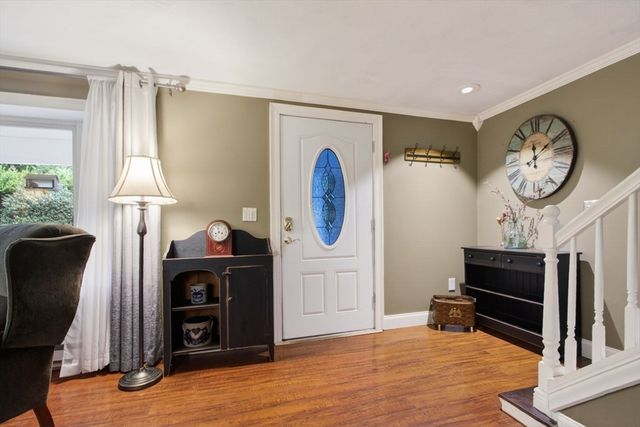 48 Westview Rd, Worcester, MA 01602