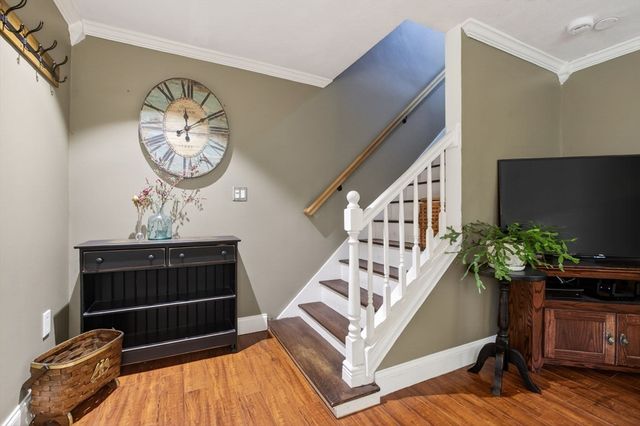 48 Westview Rd, Worcester, MA 01602