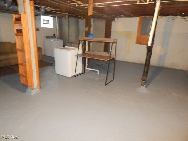 1361 Vane Avenue, Akron, OH 44310