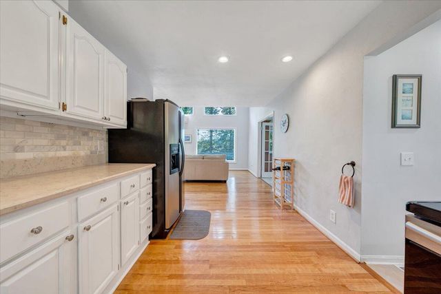 428 Anchor DR, Moneta, VA 24121