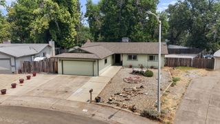 318 Newport Drive, Redding, CA 96001