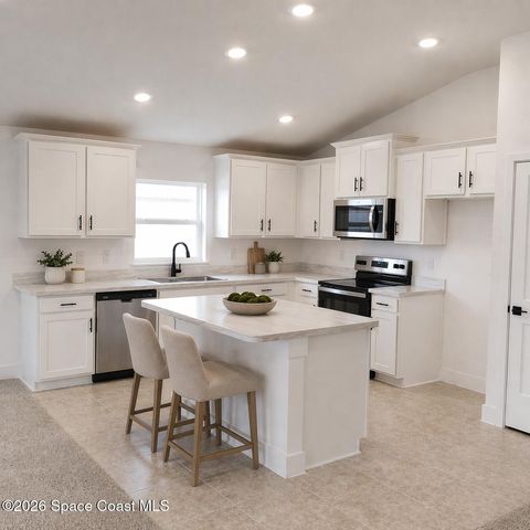 1526 Kylar Drive NW, Palm Bay, FL 32907