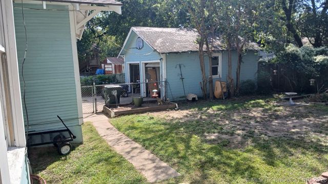 2427 Boston Street, Muskogee, OK 74401