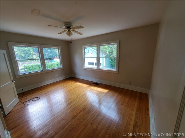 2427 Boston Street, Muskogee, OK 74401