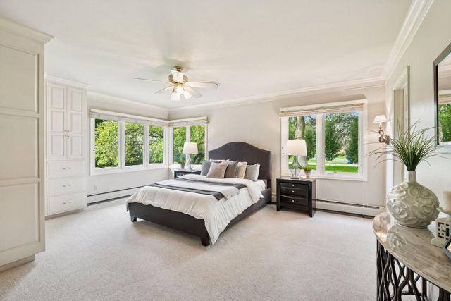 4801 Woodhill Way, Edina, MN 55424