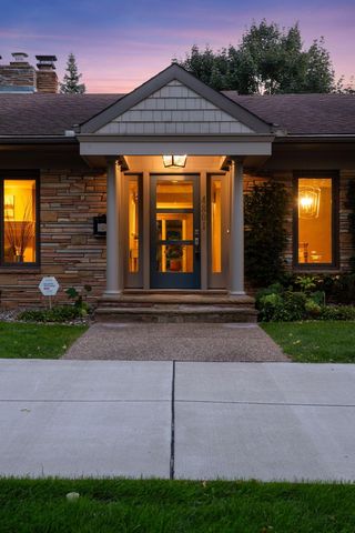 4801 Woodhill Way, Edina, MN 55424