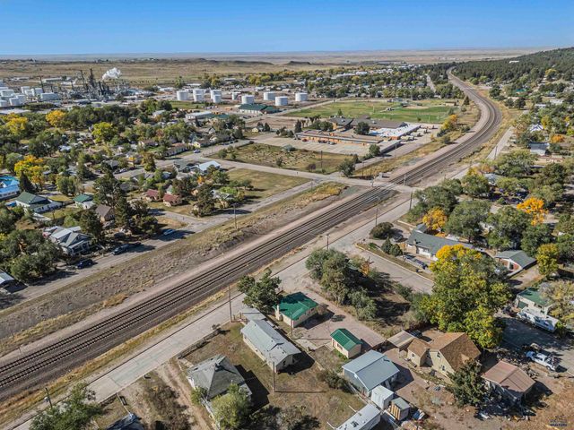 441 CAMBRIA ST, Newcastle, WY 82701