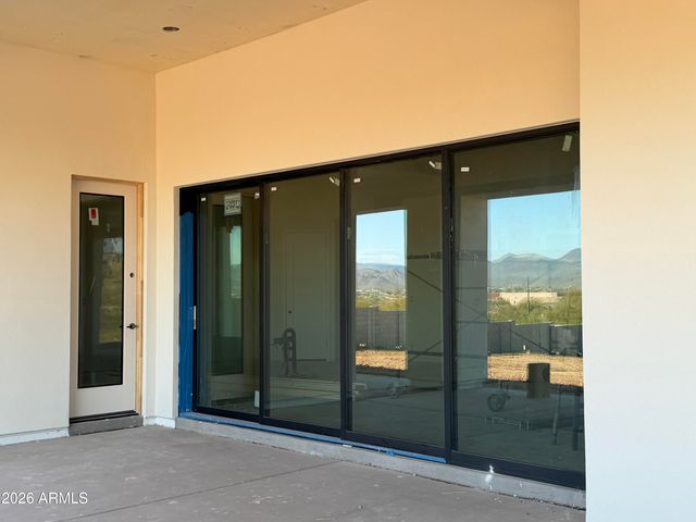 612 E AMBER SUN Drive, Phoenix, AZ 85085