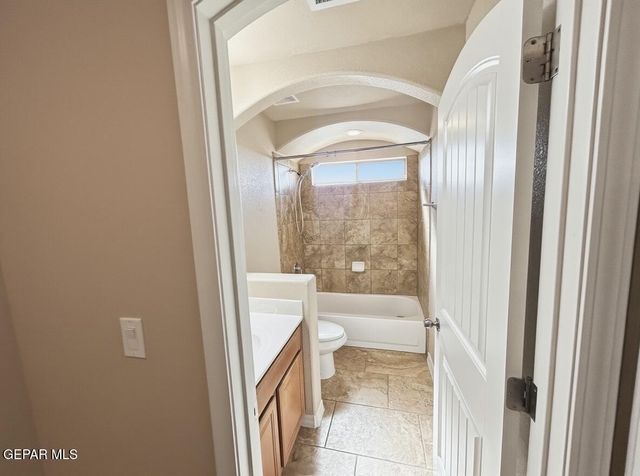 7504 DEWBERRY Drive, El Paso, TX 79911