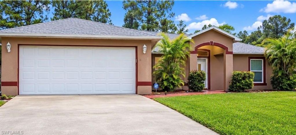 1104 Connie AVE N, Lehigh Acres, FL 33971