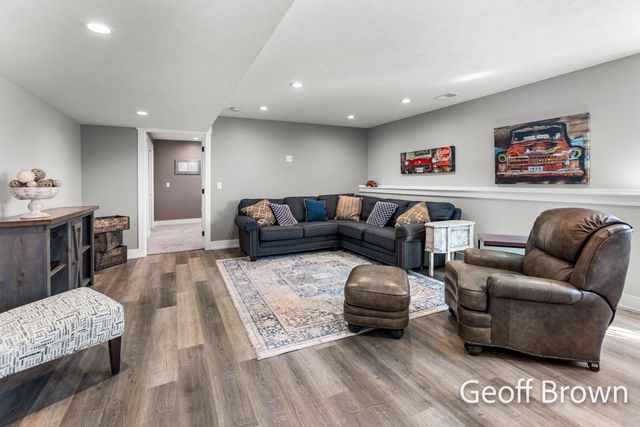 1667 Turtle Head Lane 63, Yankee Springs Twp, MI 49348