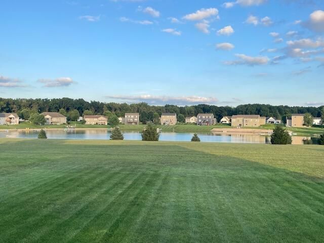 1667 Turtle Head Lane 63, Yankee Springs Twp, MI 49348