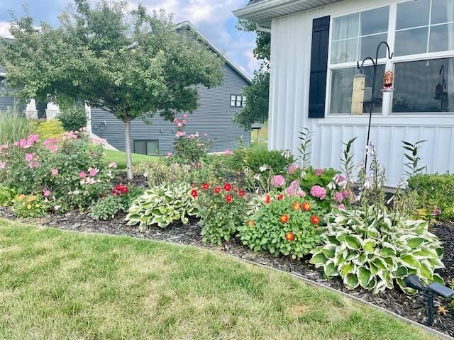 1667 Turtle Head Lane 63, Yankee Springs Twp, MI 49348