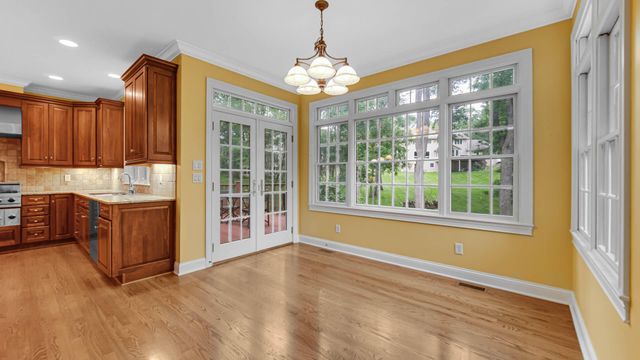 2506 Ashbourne Court, Valparaiso, IN 46385
