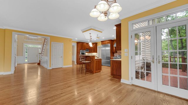2506 Ashbourne Court, Valparaiso, IN 46385