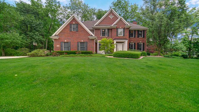 2506 Ashbourne Court, Valparaiso, IN 46385
