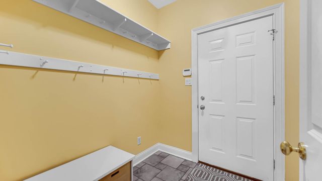 2506 Ashbourne Court, Valparaiso, IN 46385
