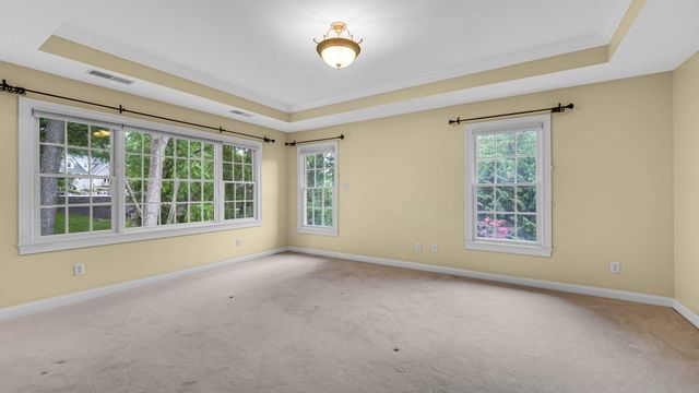 2506 Ashbourne Court, Valparaiso, IN 46385
