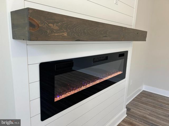 4230 LAKEVIEW PKWY, Locust Grove, VA 22508