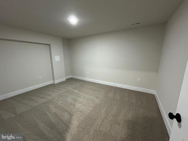 4230 LAKEVIEW PKWY, Locust Grove, VA 22508