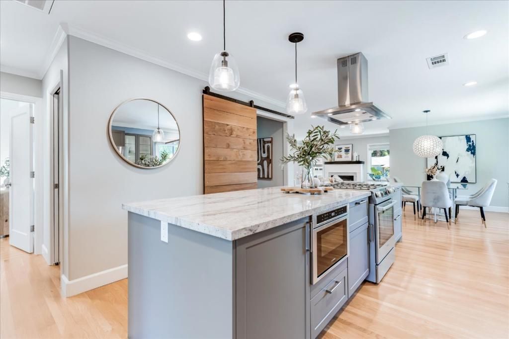 Image 16 of property listing at 488 Sapphire Street, Redwood City, CA 94062