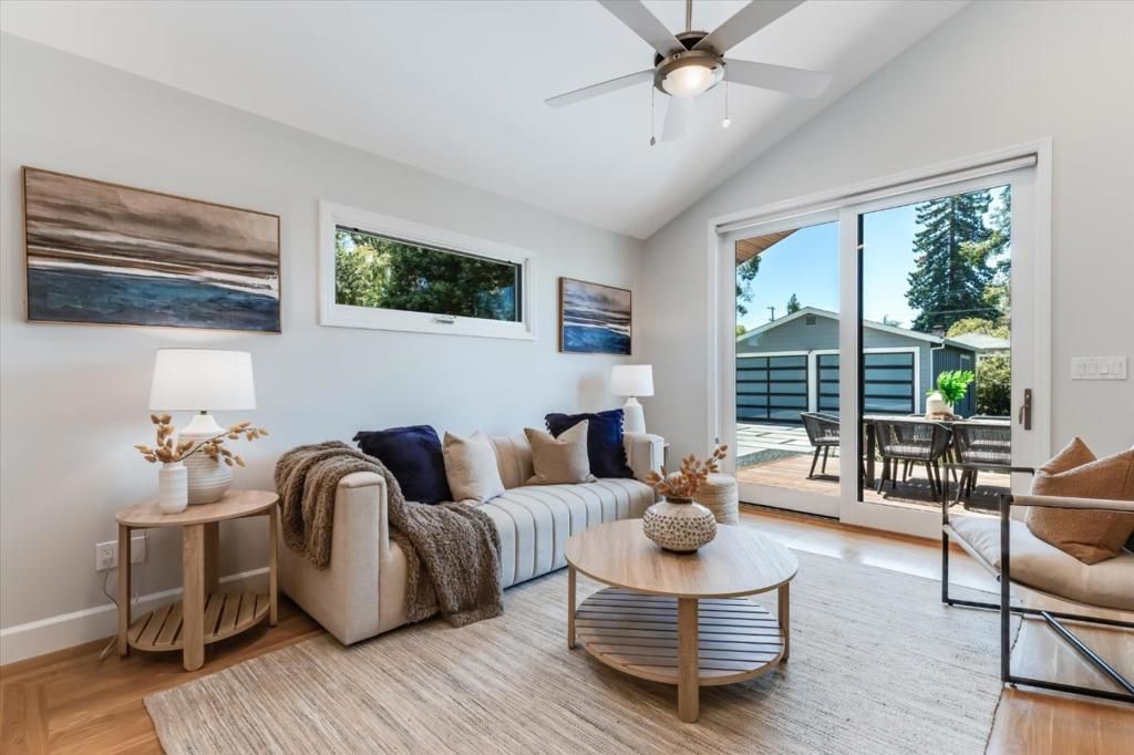 Image 20 of property listing at 488 Sapphire Street, Redwood City, CA 94062