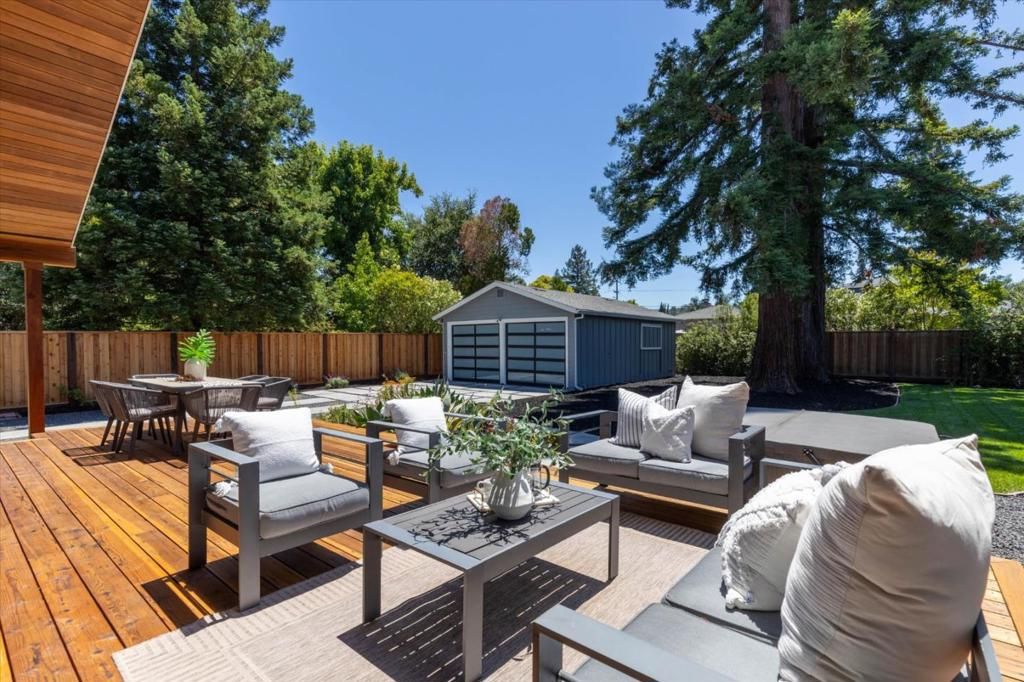 Image 32 of property listing at 488 Sapphire Street, Redwood City, CA 94062