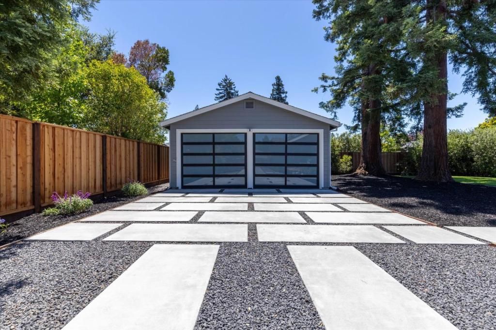 Image 40 of property listing at 488 Sapphire Street, Redwood City, CA 94062