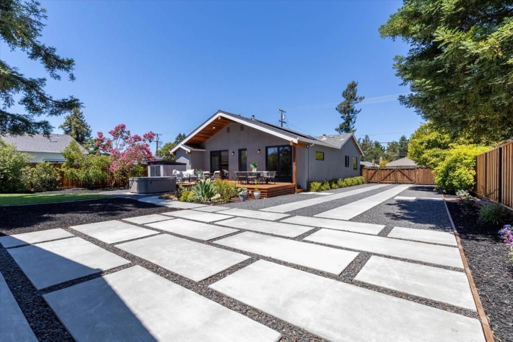 Image 41 of property listing at 488 Sapphire Street, Redwood City, CA 94062