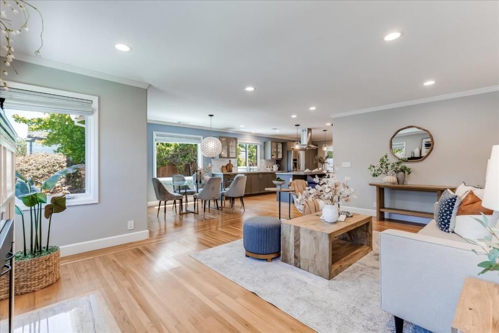 Image 6 of property listing at 488 Sapphire Street, Redwood City, CA 94062