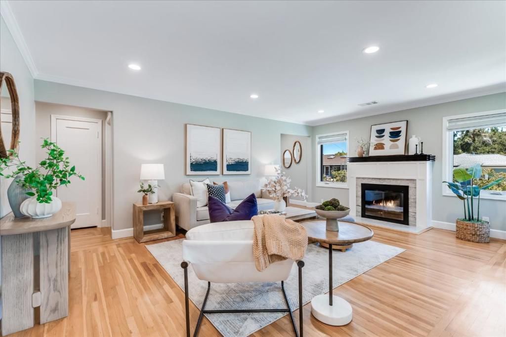 Image 8 of property listing at 488 Sapphire Street, Redwood City, CA 94062