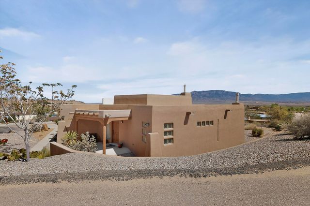 400 Paseo De Corrales, Corrales, NM 87048