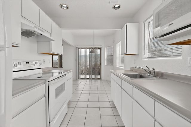 400 Paseo De Corrales, Corrales, NM 87048