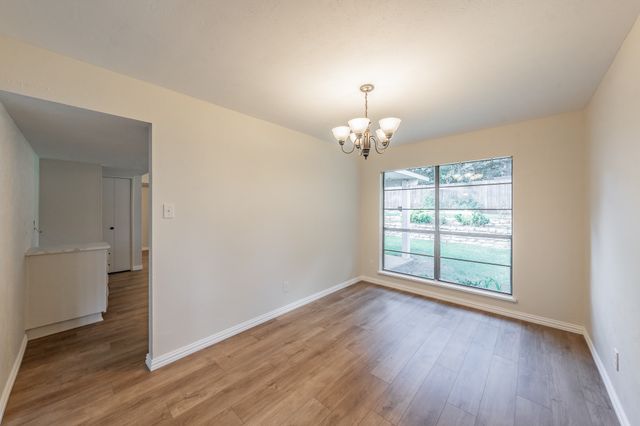 4017 Rushmoor Drive, Arlington, TX 76016