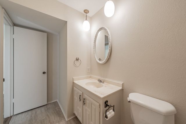 4017 Rushmoor Drive, Arlington, TX 76016