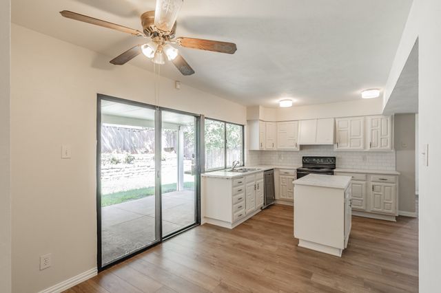 4017 Rushmoor Drive, Arlington, TX 76016