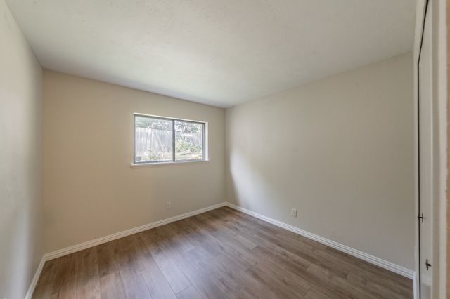 4017 Rushmoor Drive, Arlington, TX 76016