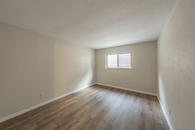 4017 Rushmoor Drive, Arlington, TX 76016