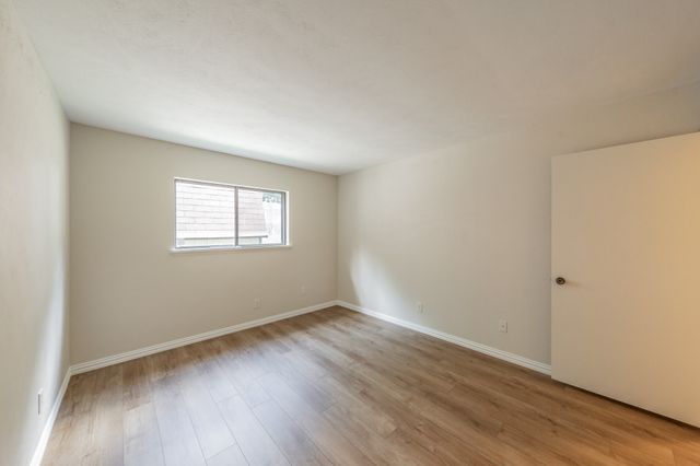 4017 Rushmoor Drive, Arlington, TX 76016