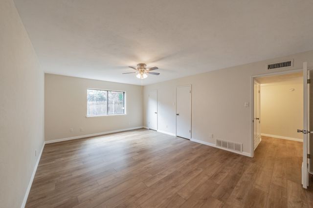 4017 Rushmoor Drive, Arlington, TX 76016