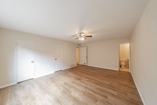 4017 Rushmoor Drive, Arlington, TX 76016