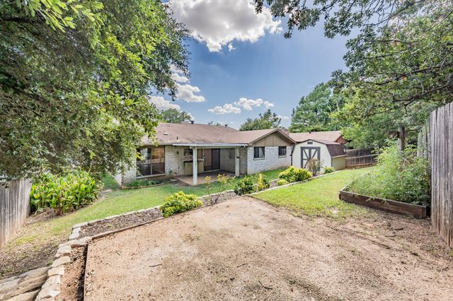 4017 Rushmoor Drive, Arlington, TX 76016